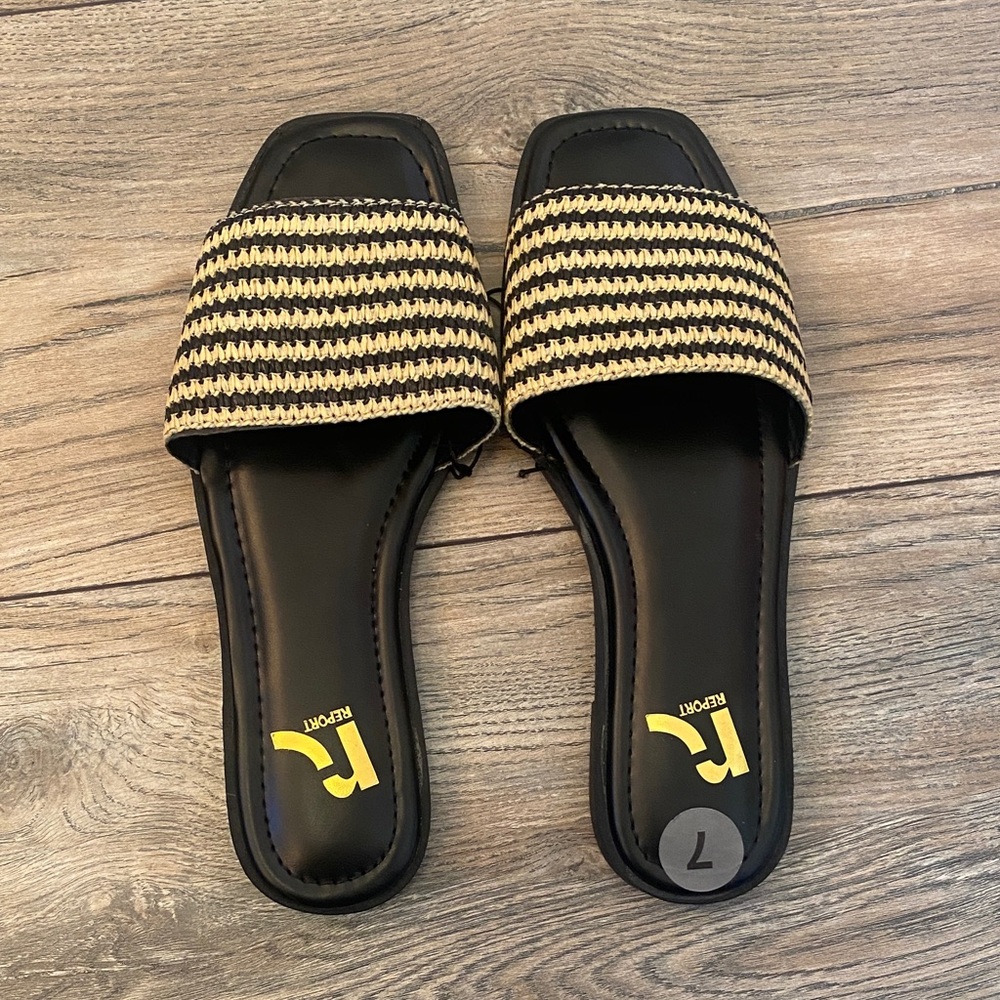 New Beige and Black sandal size 7
